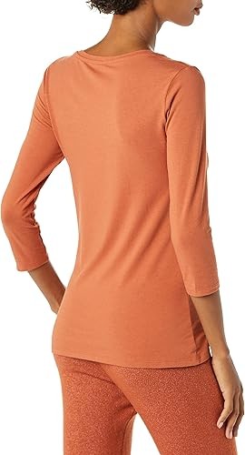 Amazon Essentials Women's Classic-Fit 3/4 Sleeve V-Neck T-Shirt (Available in Plus Size), Multipacks